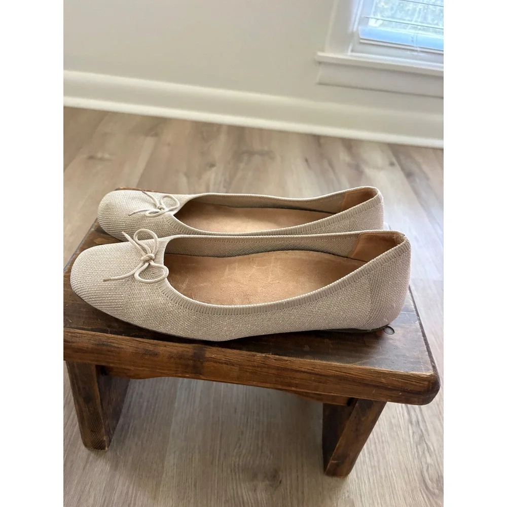 Vionic Klara Oatmeal Gold Knit Ballet Flats Bow Shoes Womens 8.5